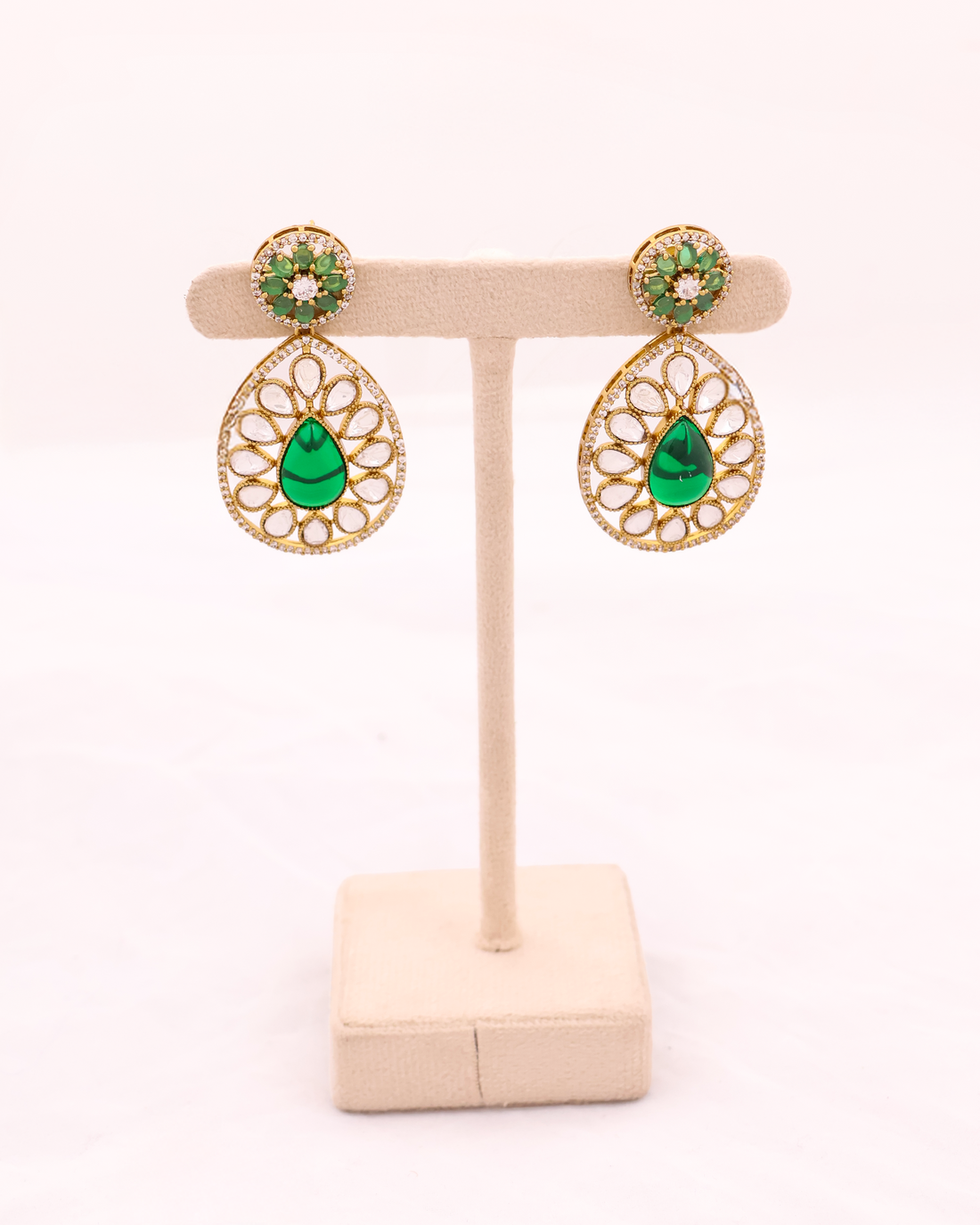 Emerlad Jaali noor teardrop collar Necklace set