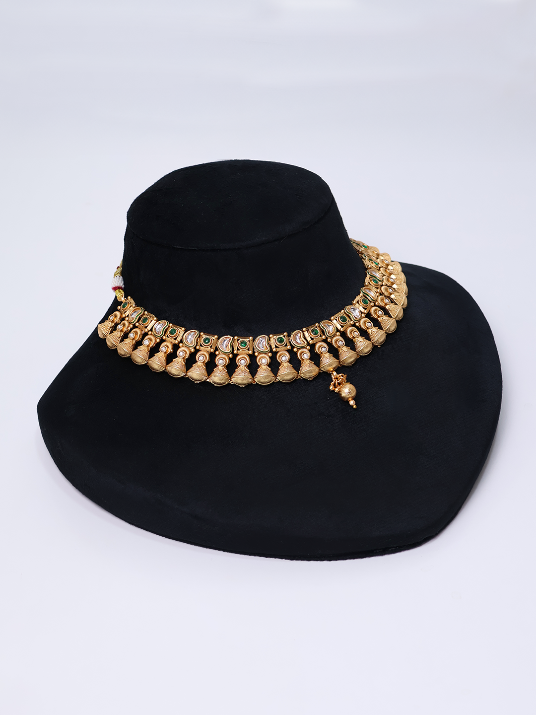 Golden Dewdrop Temple Jewel Choker Set