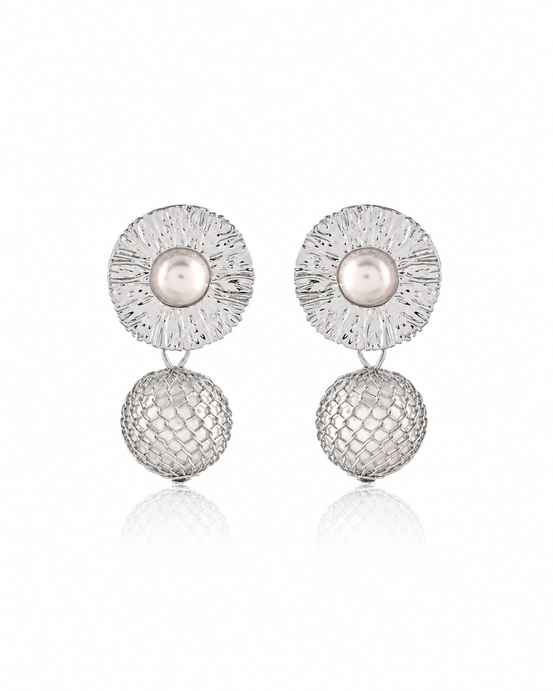 Silver Pearl Earring