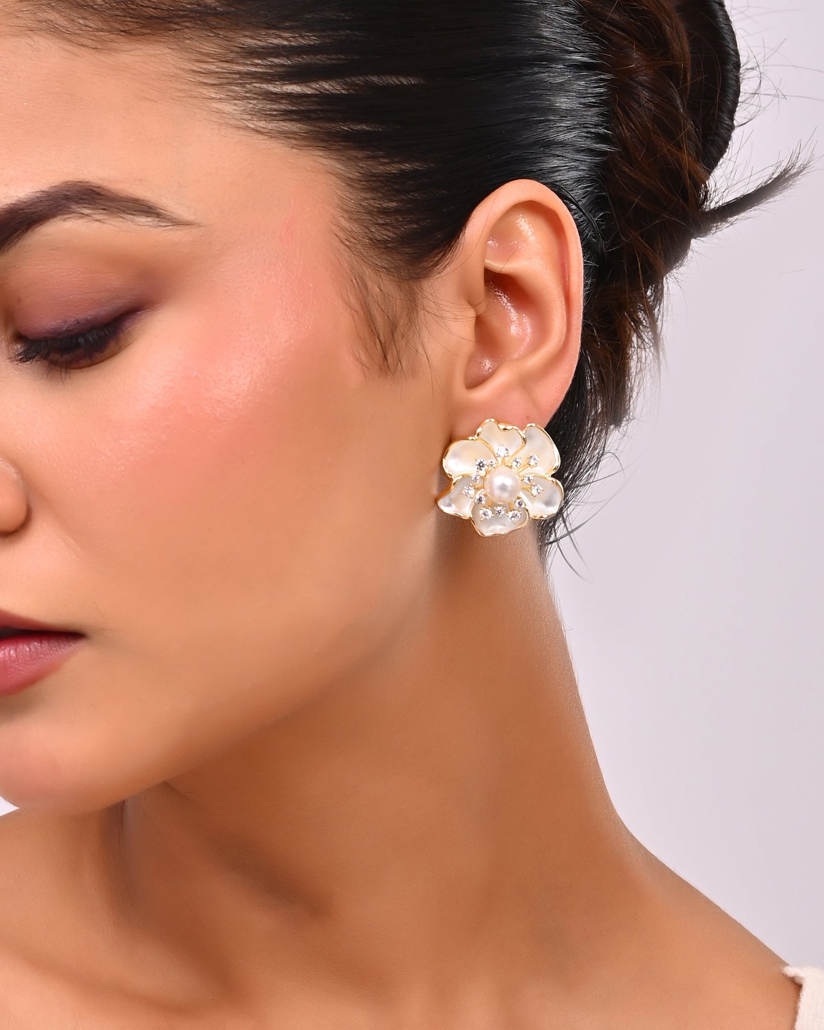 Crystal Pearl Stud Earrings