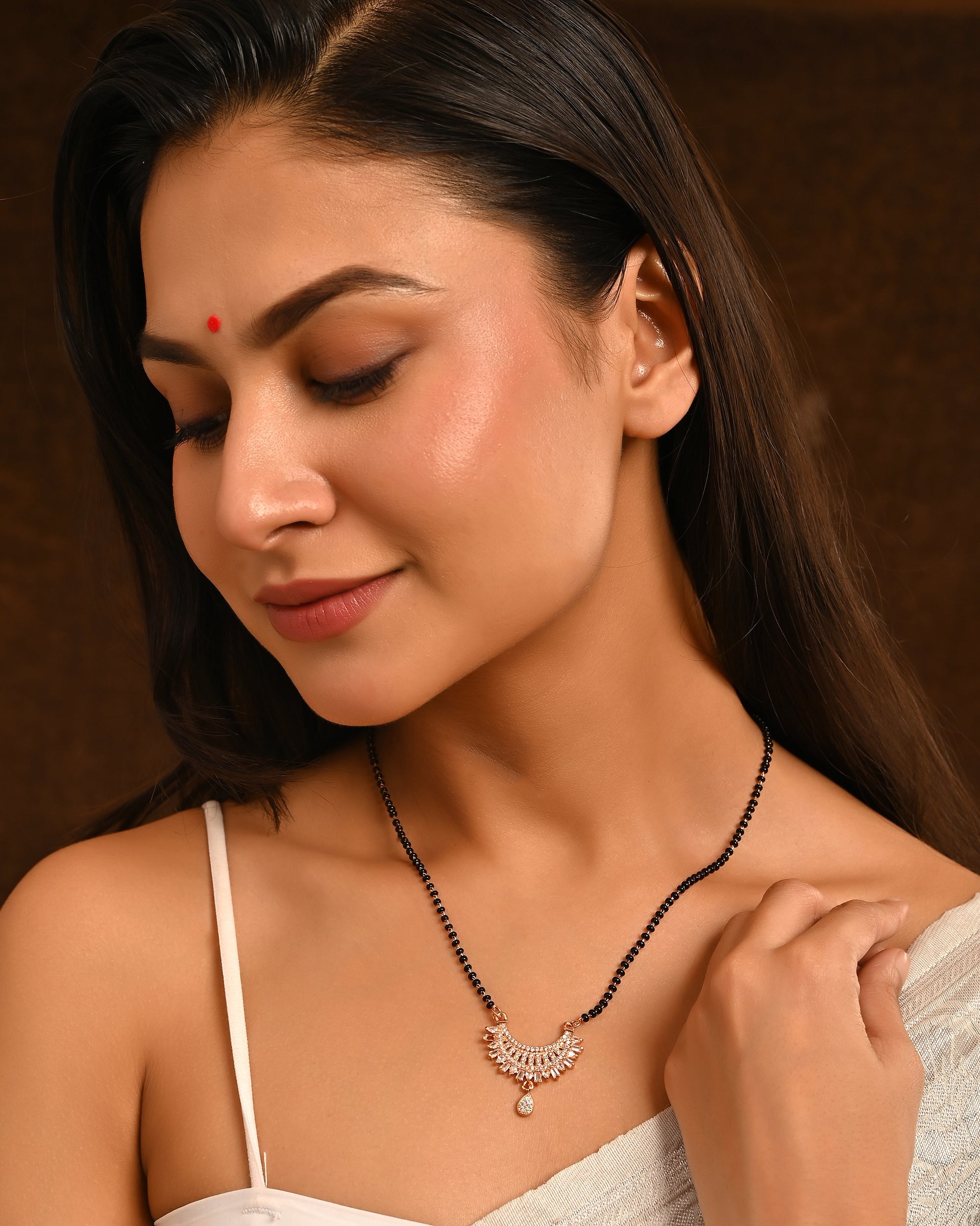 Zenith Fanned Marquise Teardrop Mangalsutra