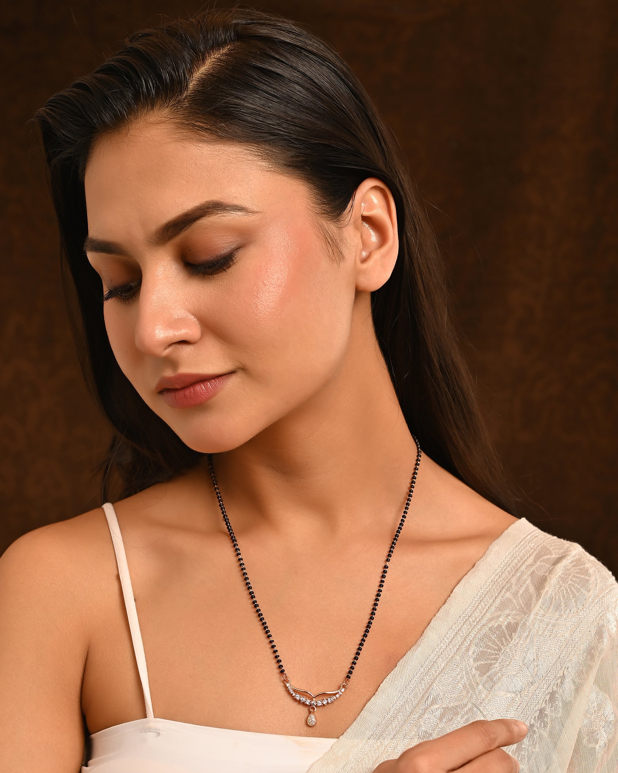 Zircon-Lined Crescent Pear Drop Mangalsutra