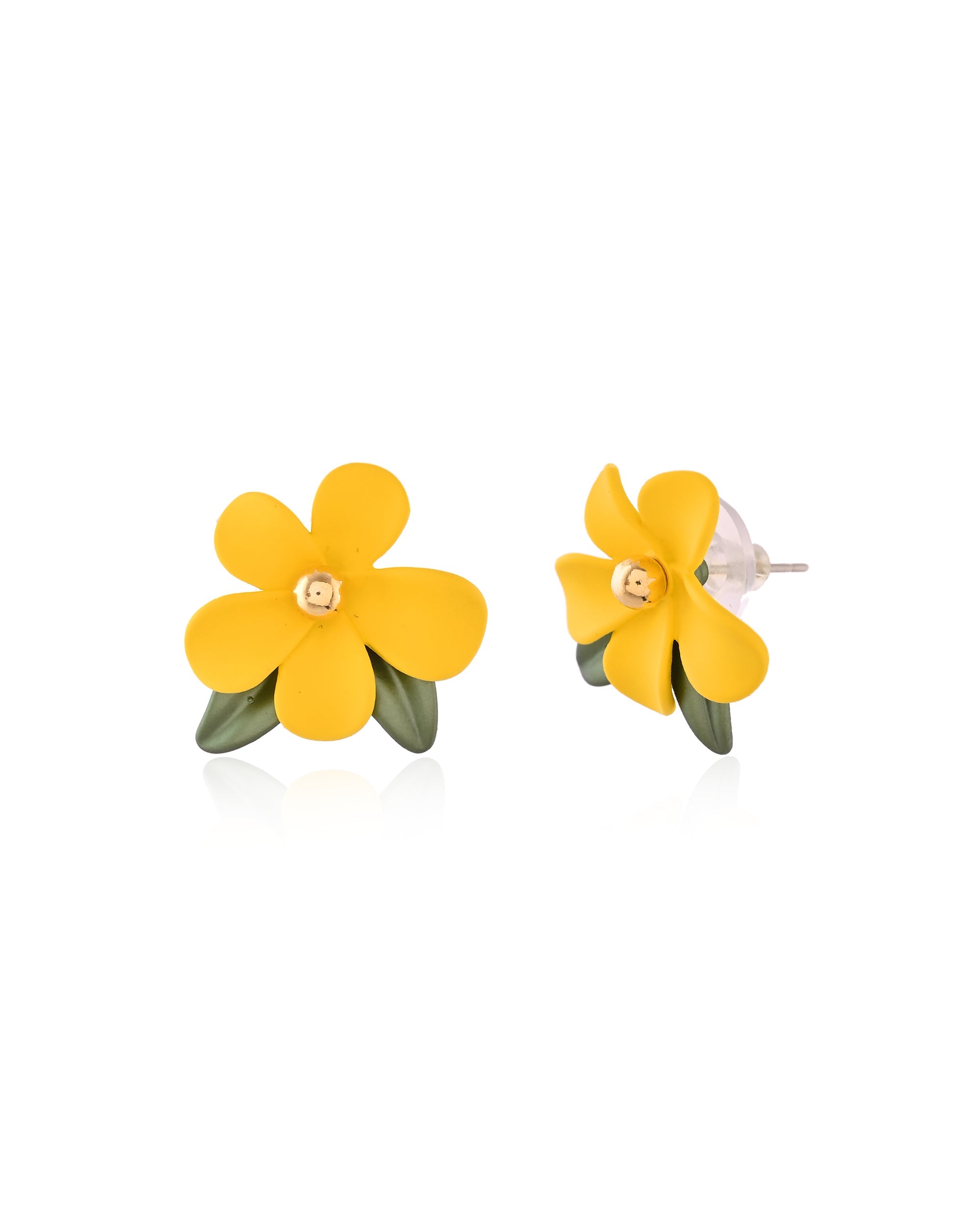Matte Enamel Daisy Flower Stud Earrings