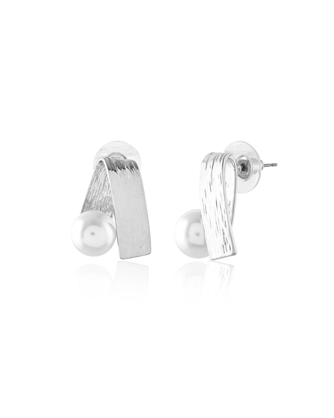 V Pearl Stud Earrings