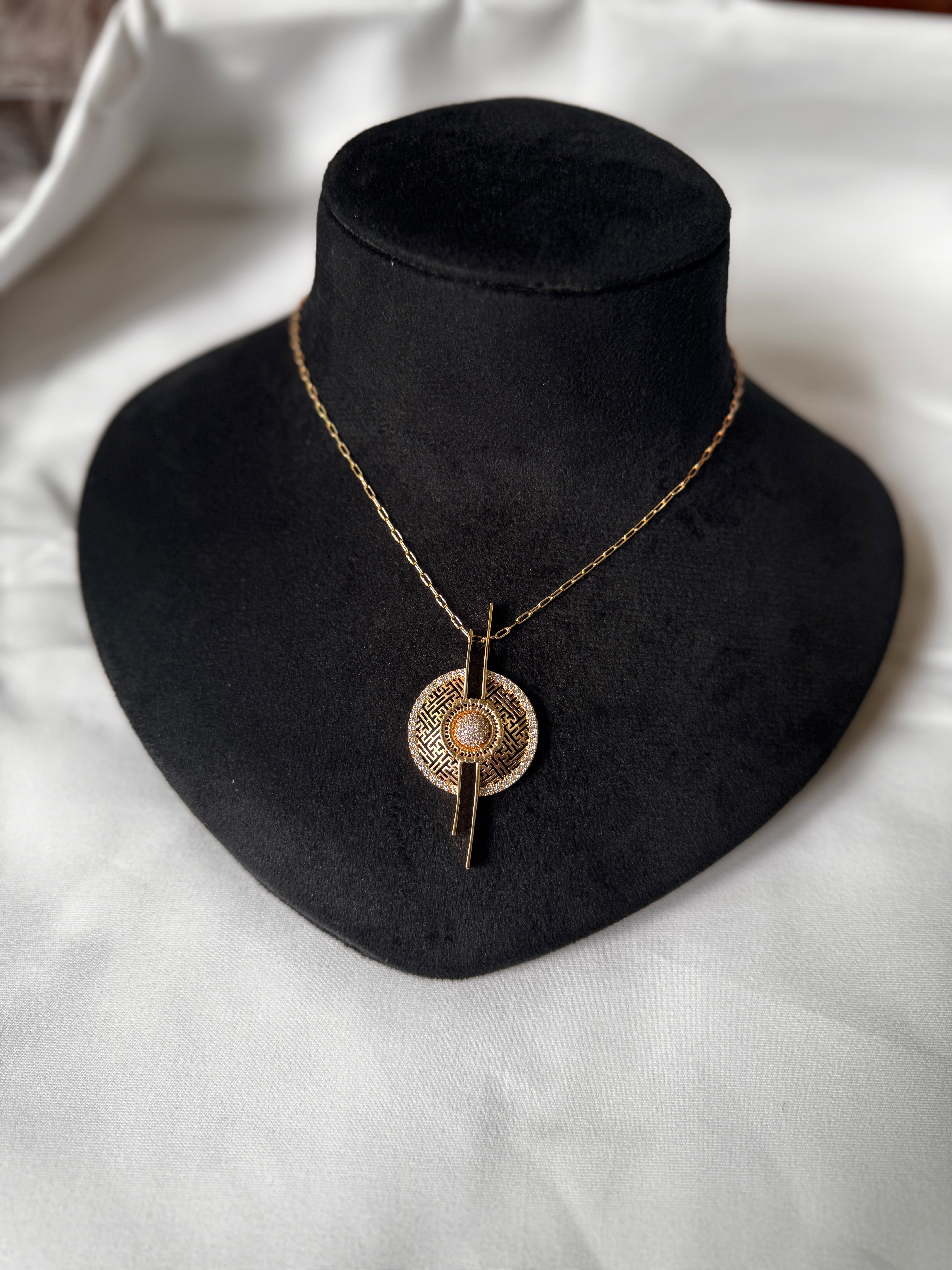 Unite Necklace