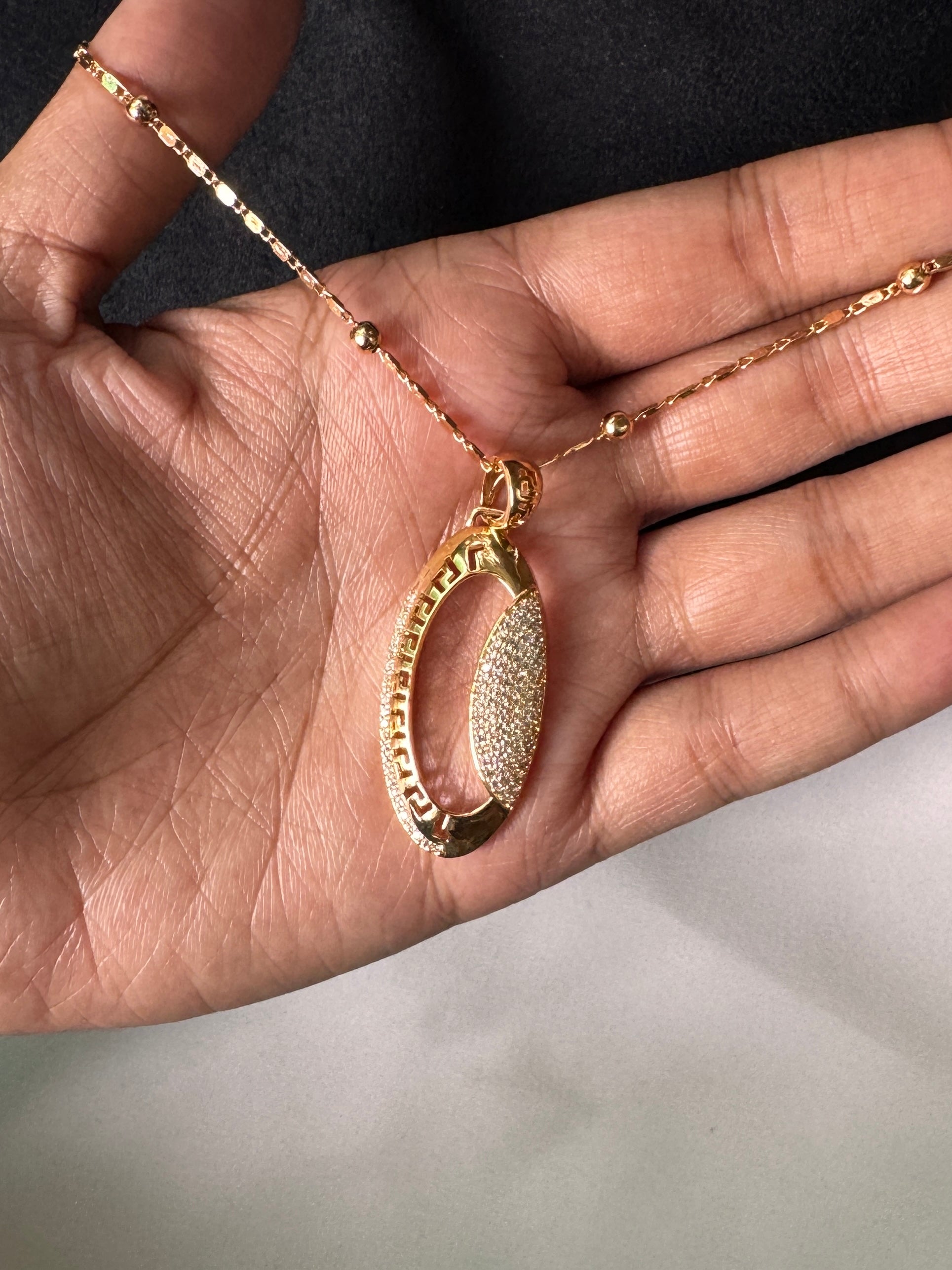 Oval Necklace