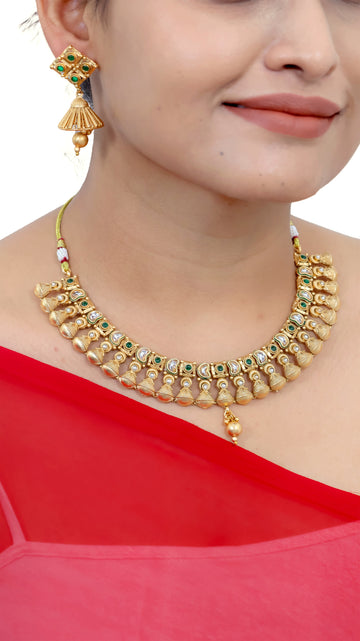 Golden Dewdrop Temple Jewel Choker Set