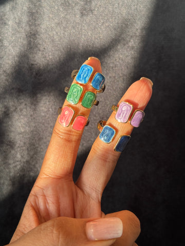 Enamel V Ring