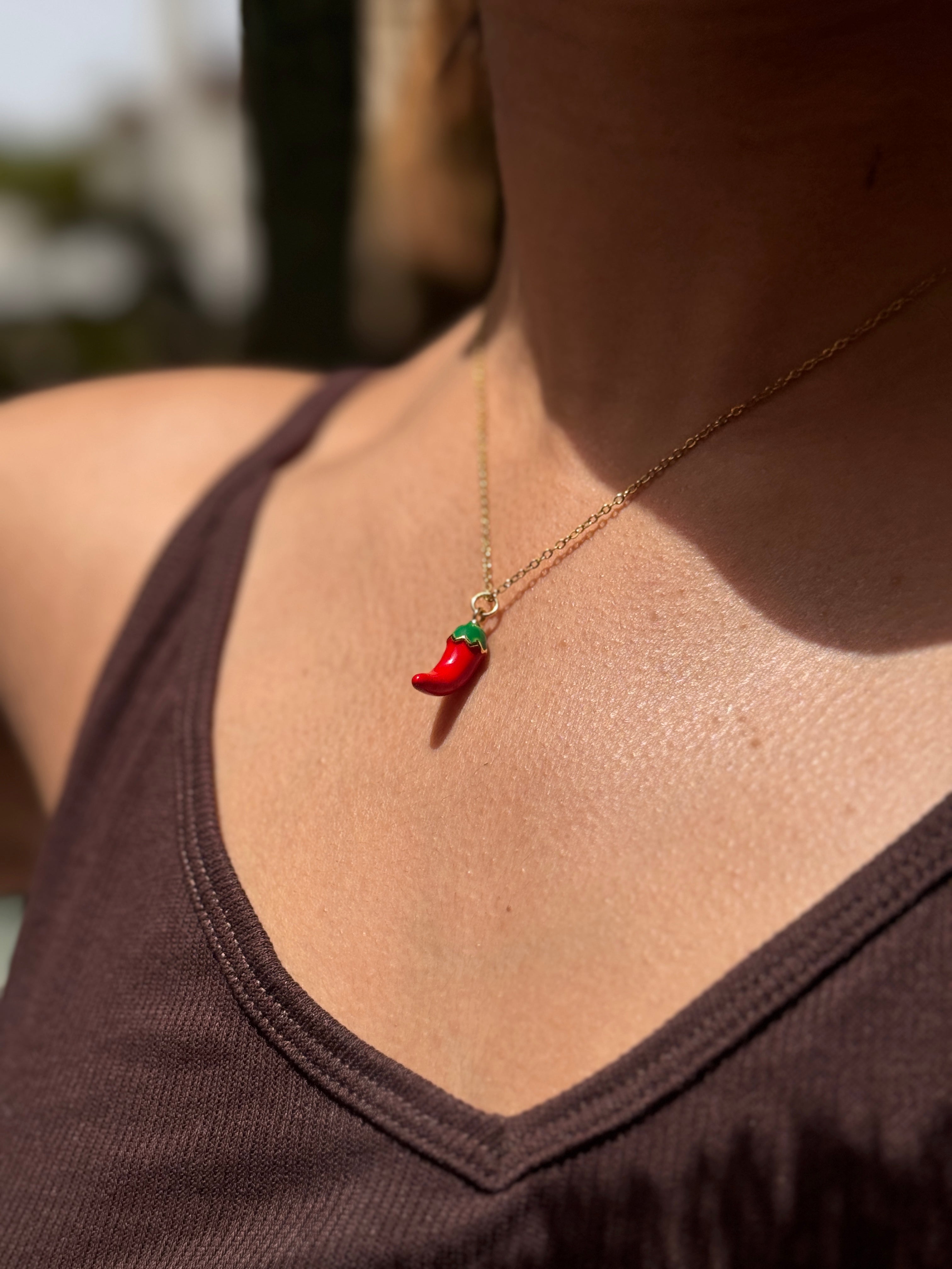 Mohabbat Hai Mirchi Pendant