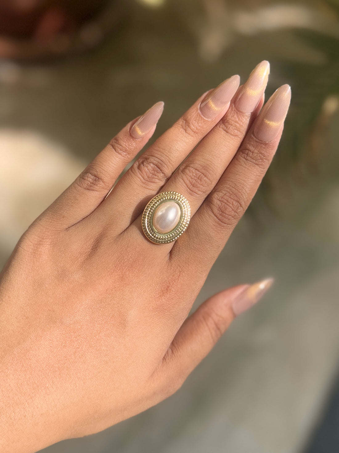 Husn Ring