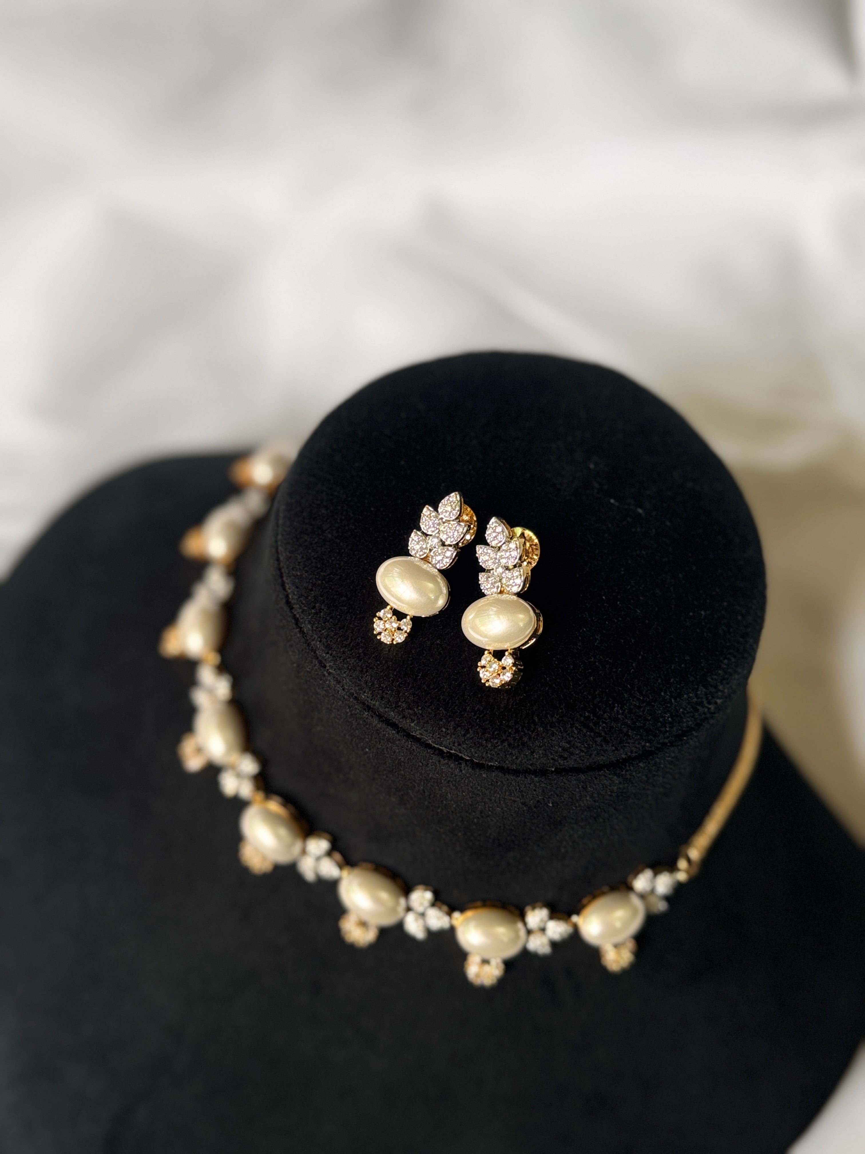 AD Necklace Set