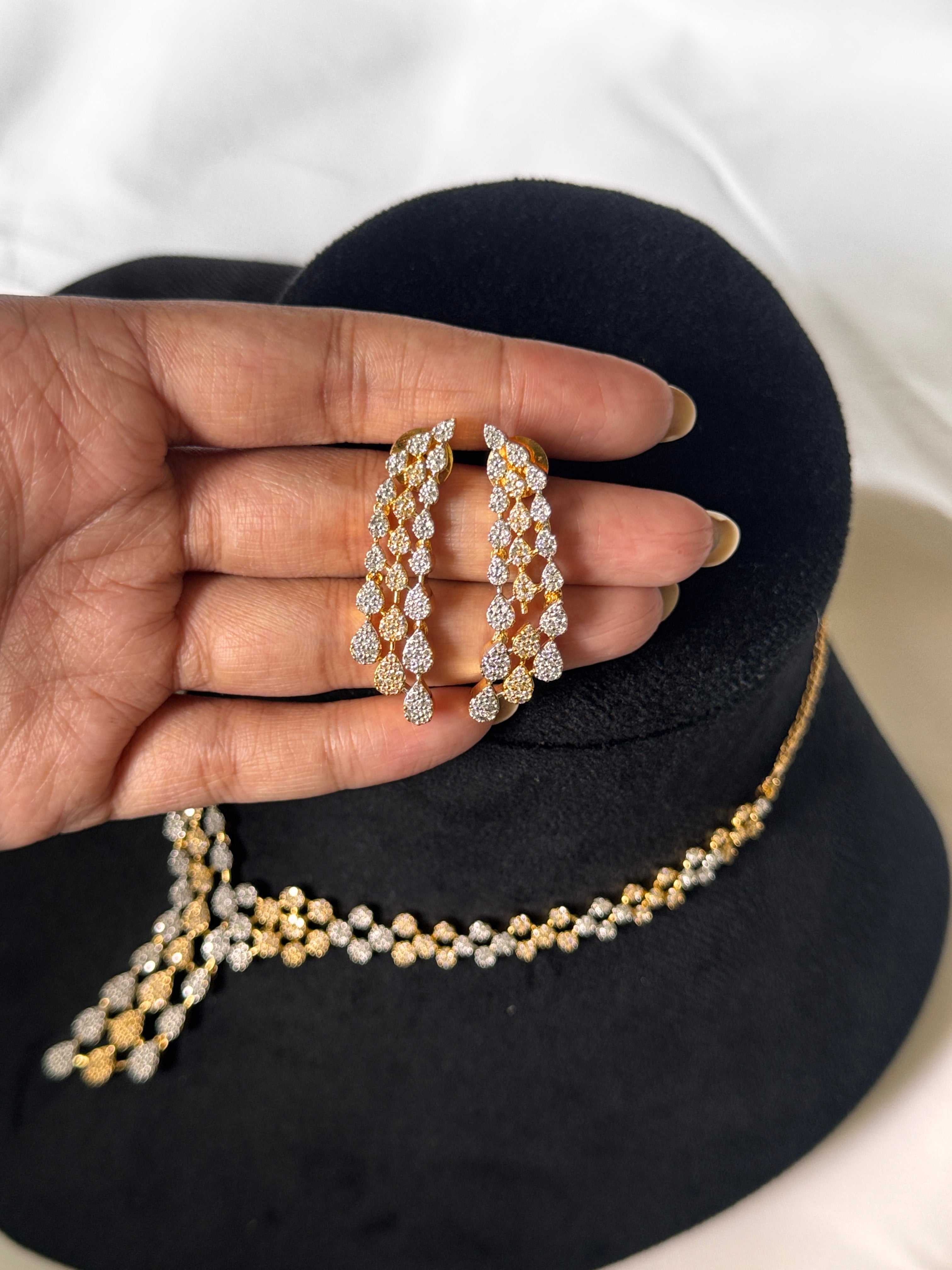 AD Necklace Set