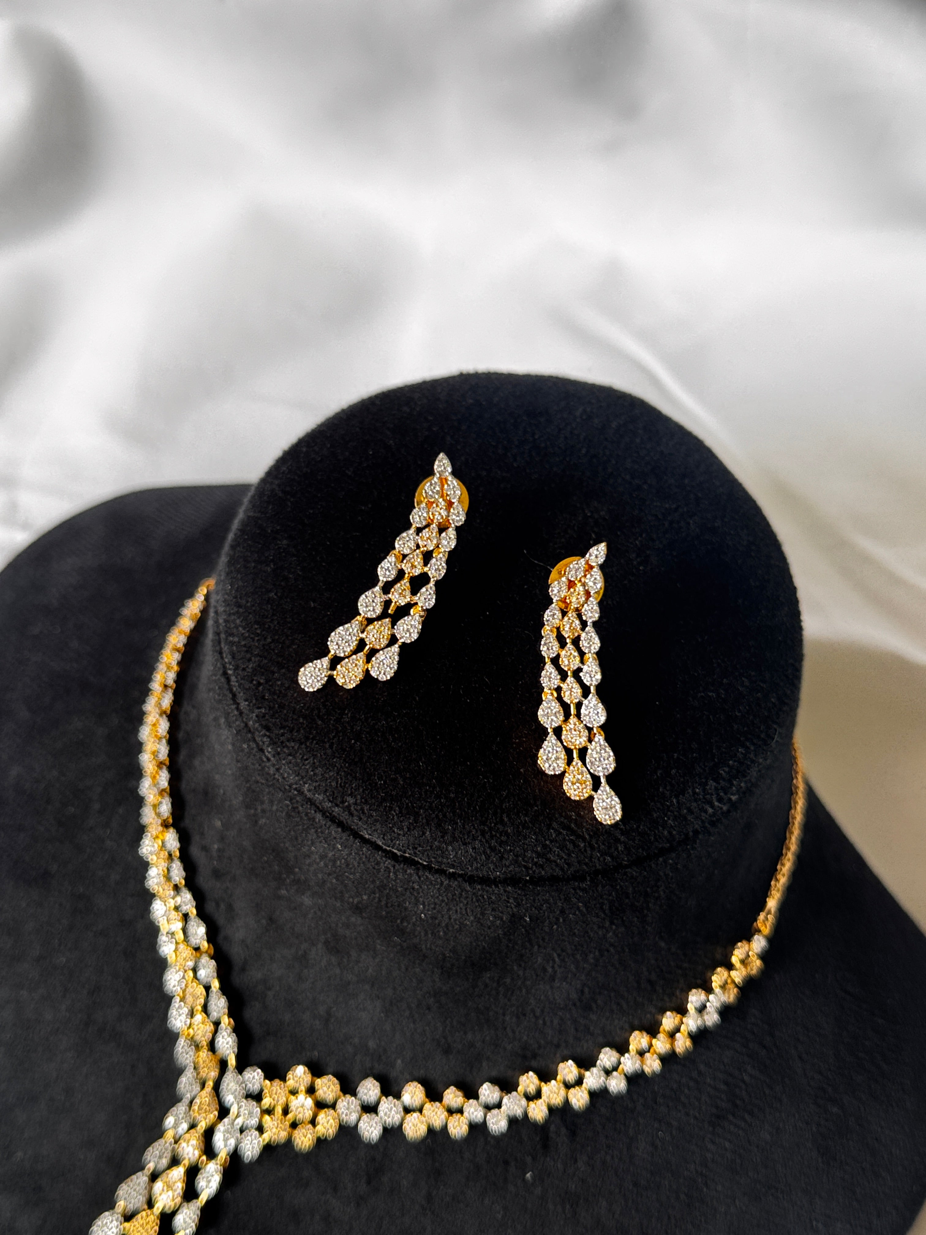 AD Necklace Set