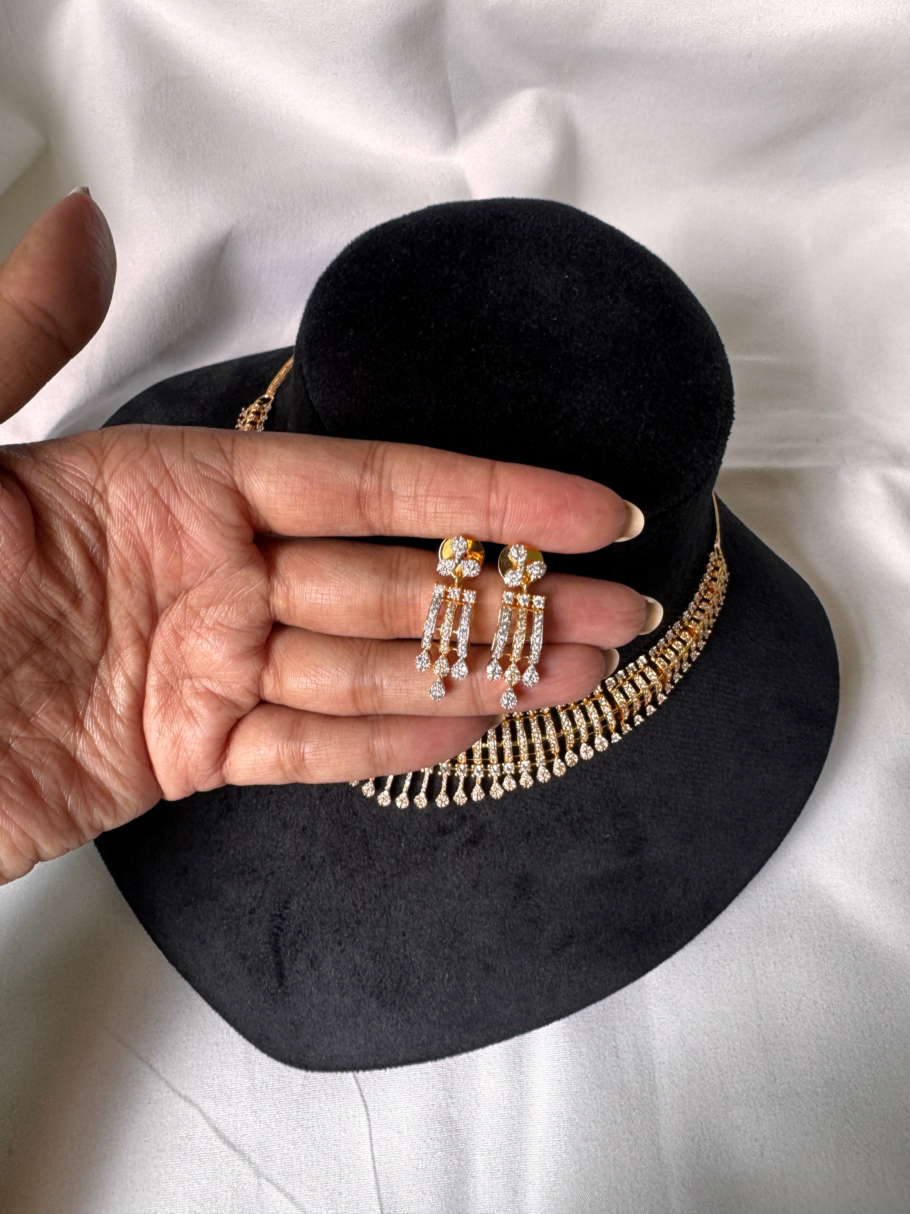 AD Necklace Set