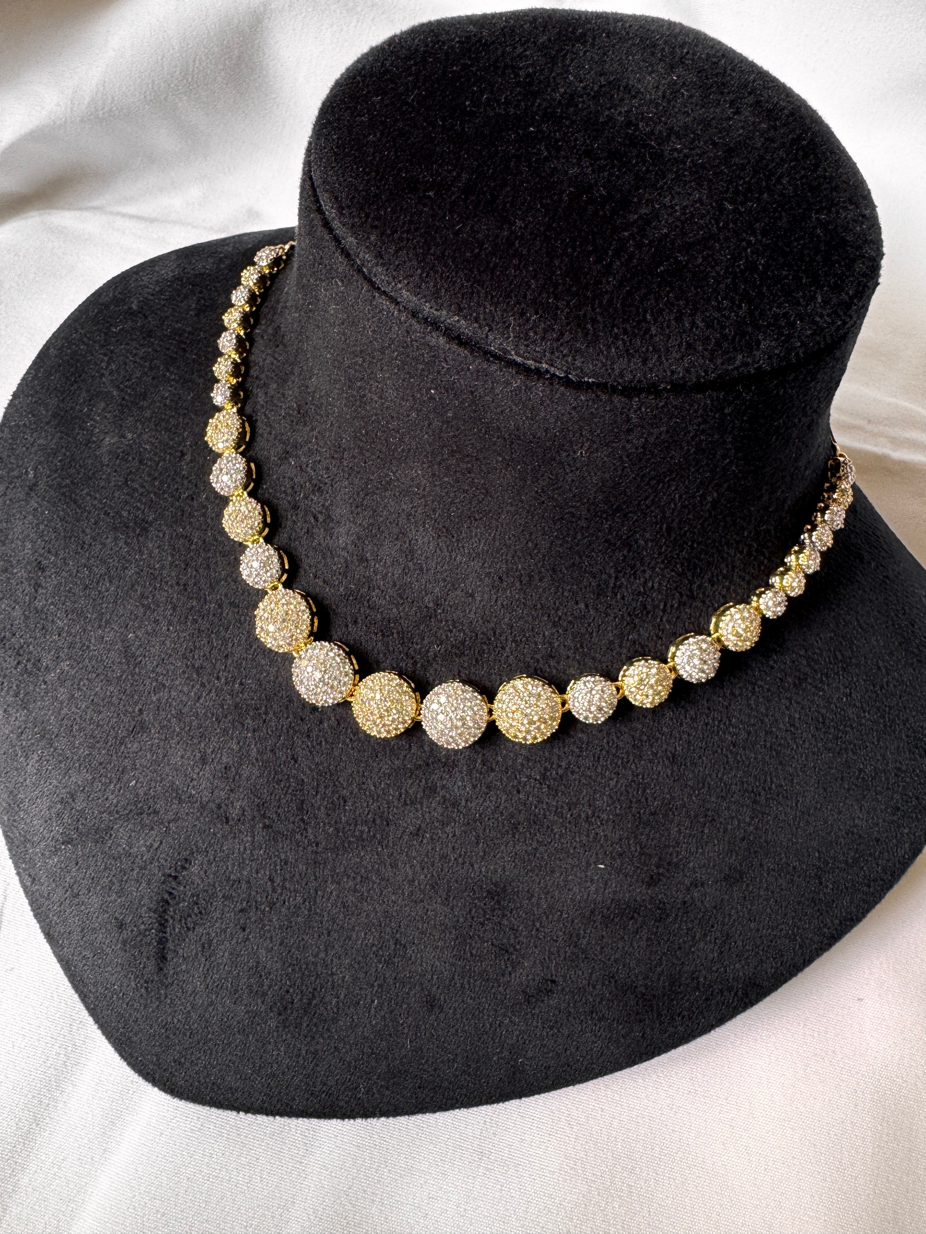 AD Necklace Set