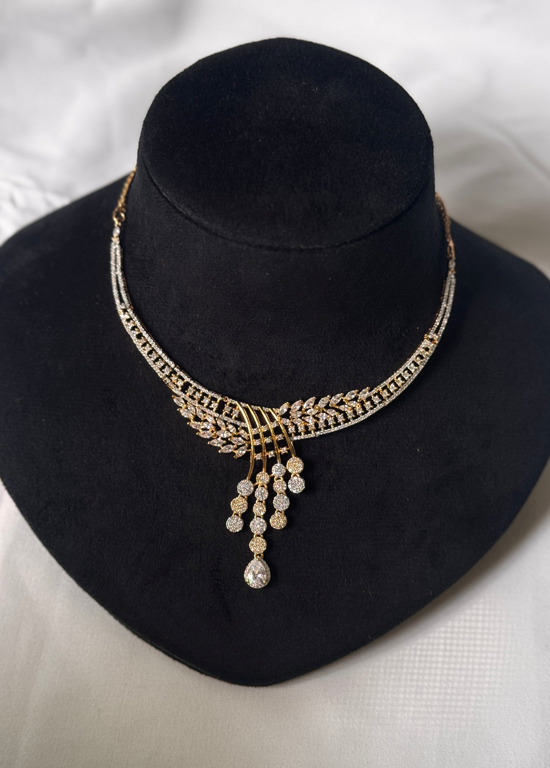 AD Necklace Set
