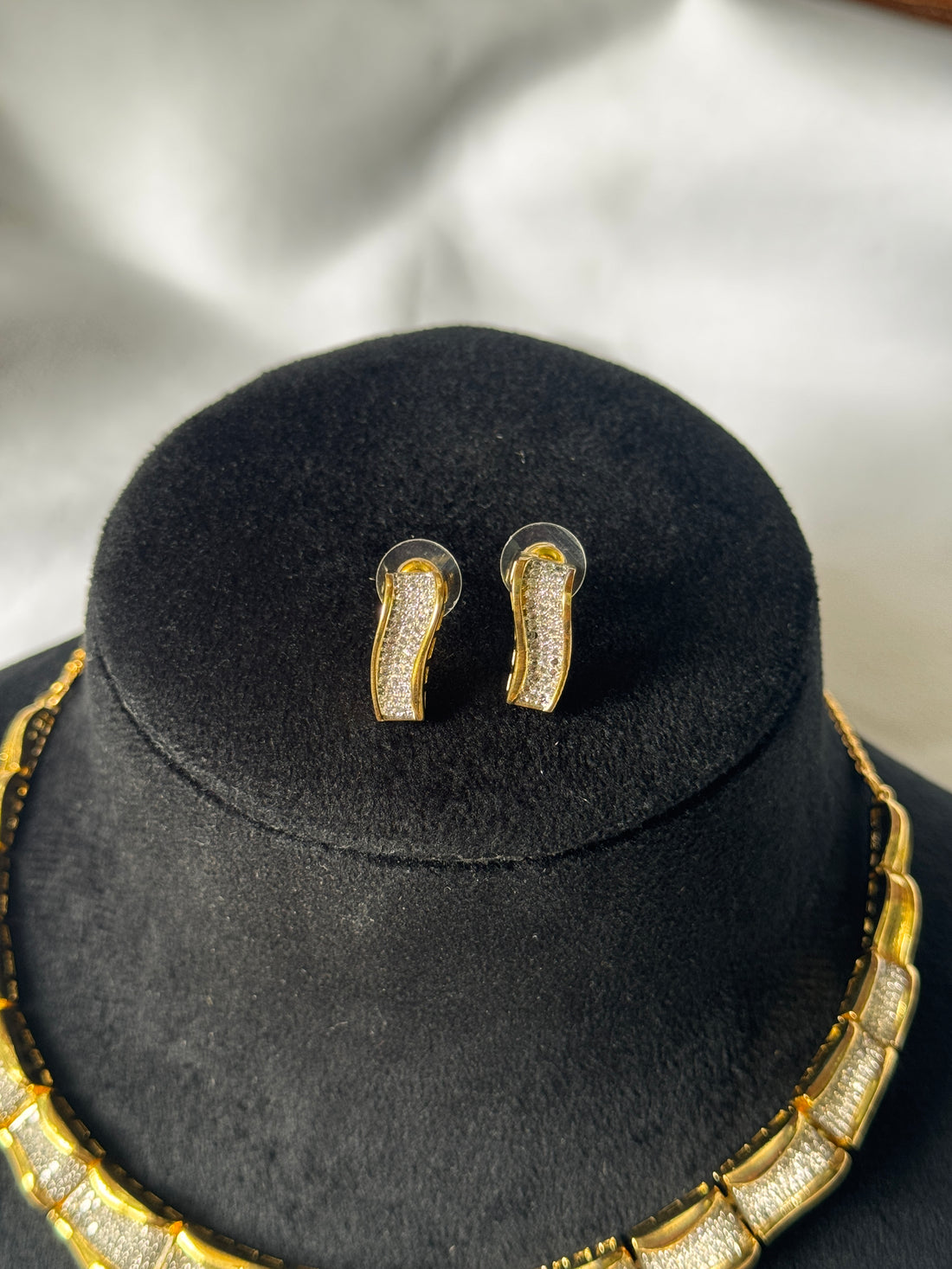 AD Necklace Set