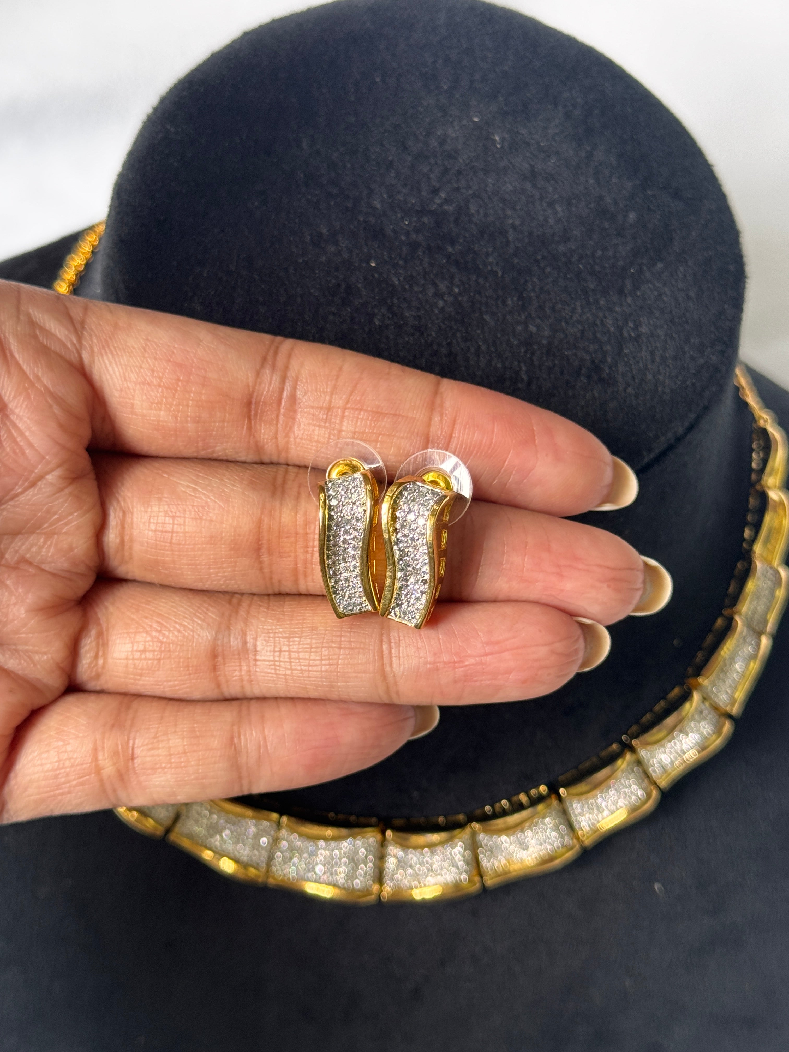 AD Necklace Set