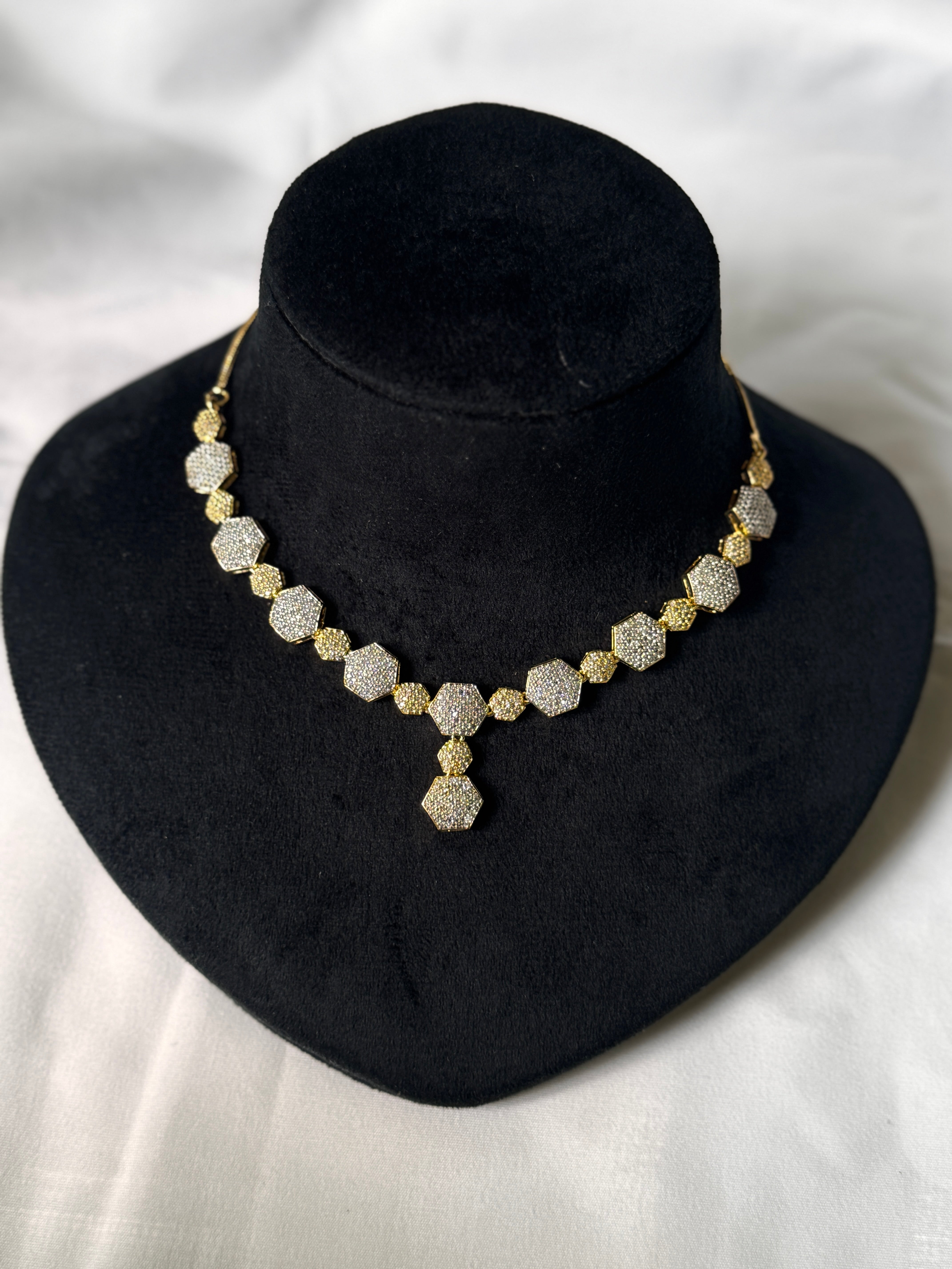 AD Necklace Set