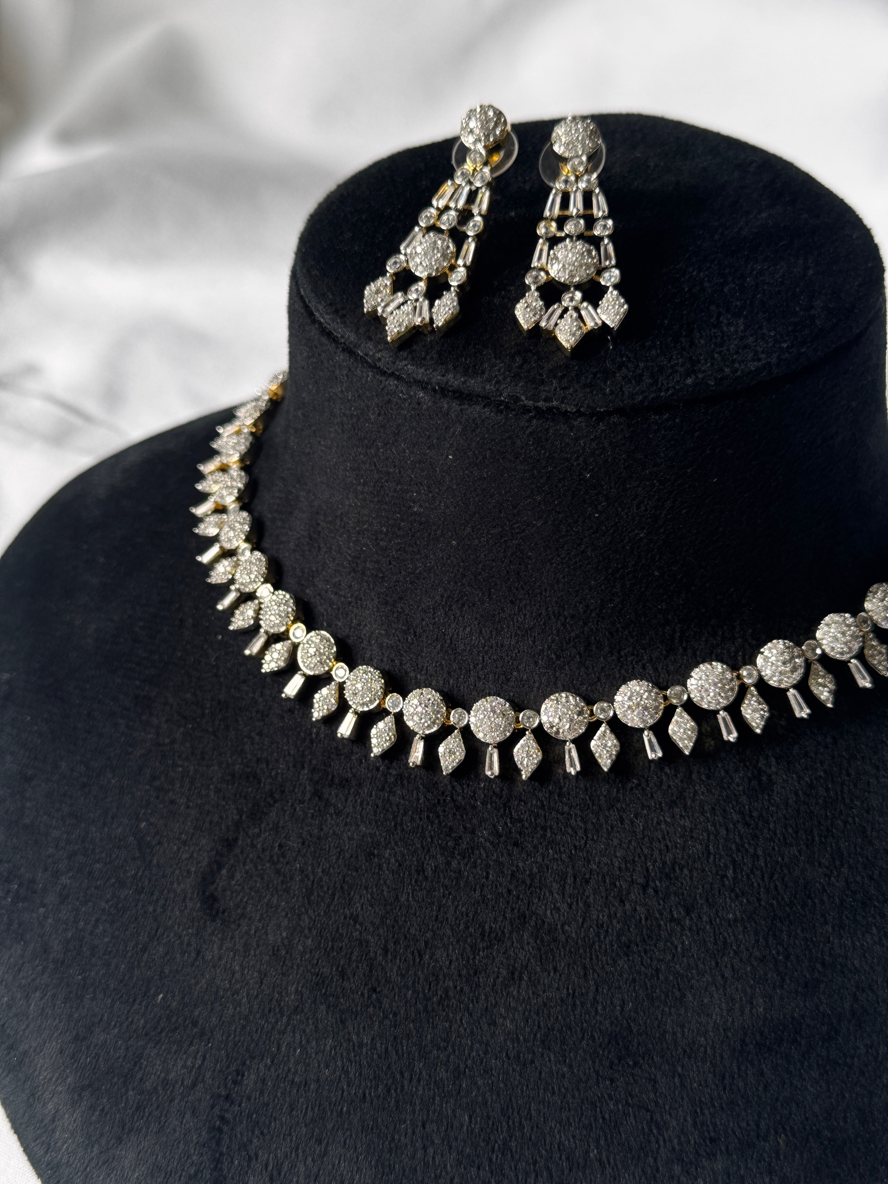 AD Necklace Set