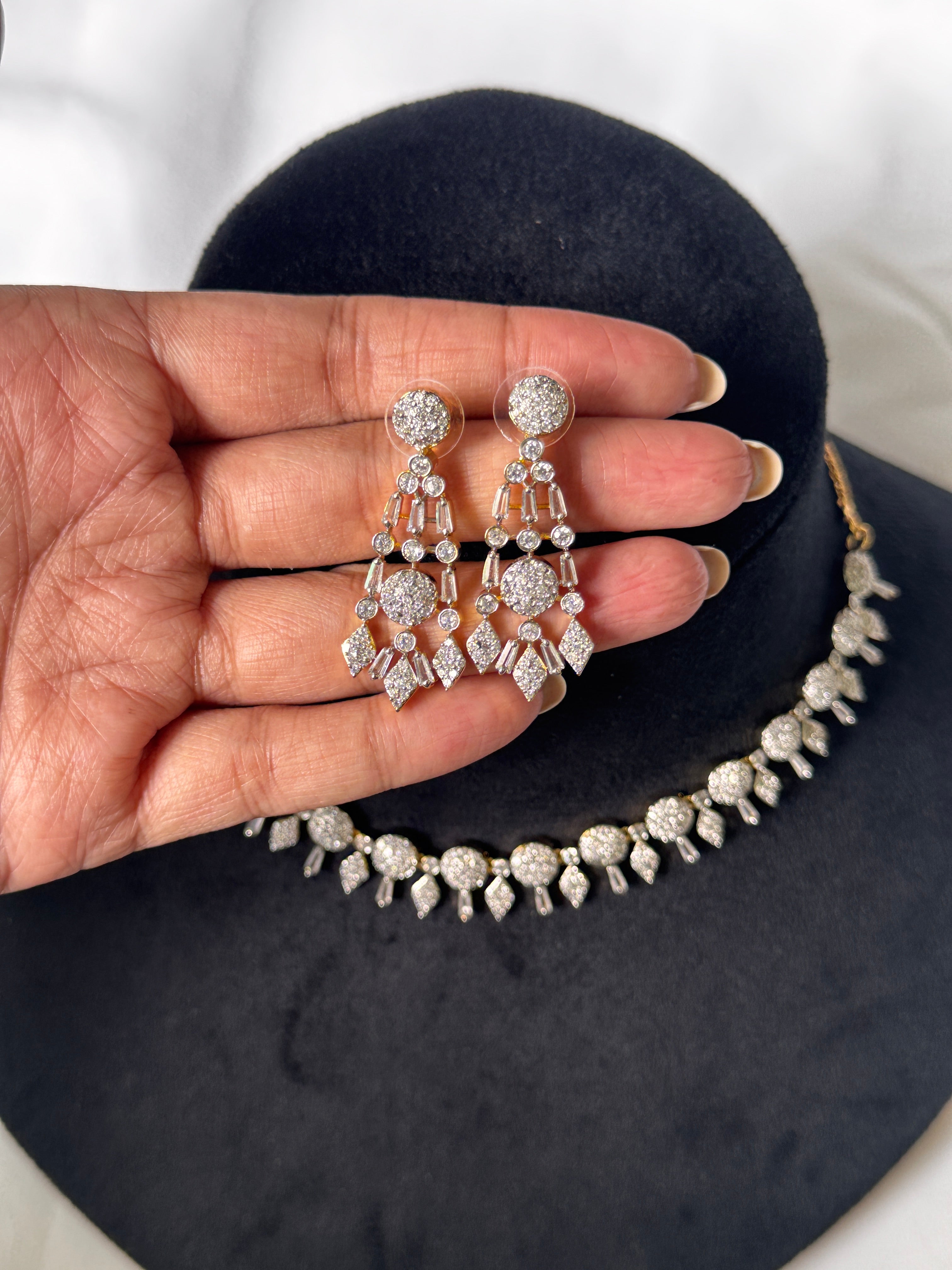 AD Necklace Set