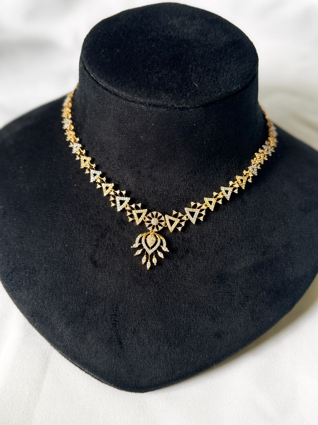 AD Necklace Set